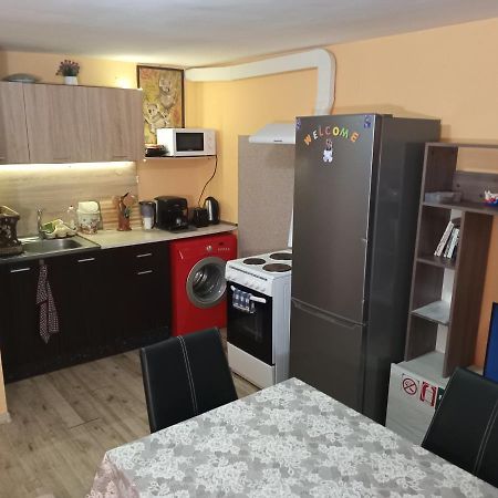 Apartament Edelvais Varna Exteriör bild